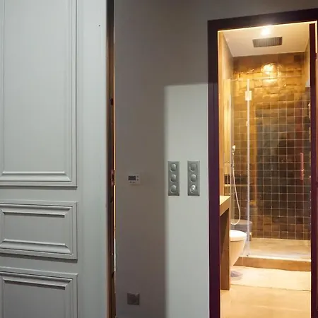 Appartamento Rue De Lubeck, 49 M², 16 Parigi