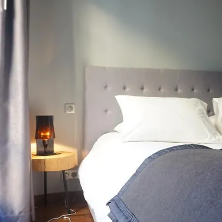 Appartamento Rue De Lubeck, 49 M², 16 *