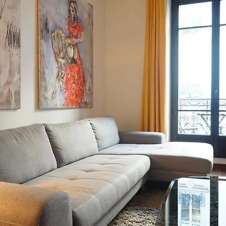 Rue De Lubeck, 49 M², 16
