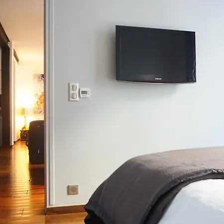 Rue De Lubeck, 49 M², 16 * Parigi